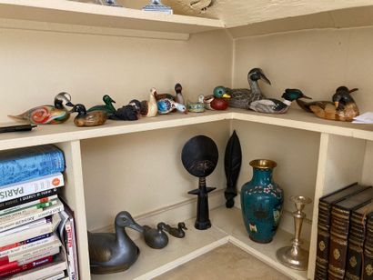 Modern trinkets including duck collectio...