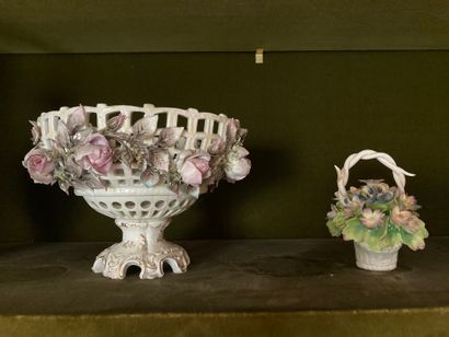In the taste of Saxon porcelain

Porcelain...
