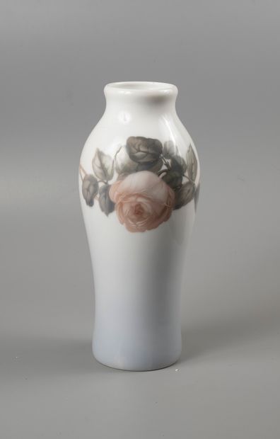 ROYAL COPENHAGEN

Porcelain vase with polychrome...