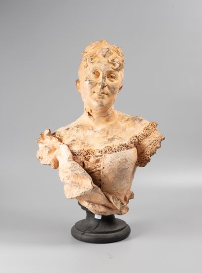 MONCEL LE BOURG.

Bust of a woman.

Patinated...