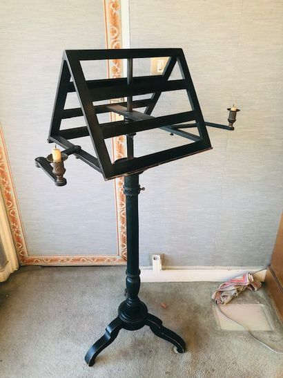 Lectern in blackened wood and bronze

Napoleon...