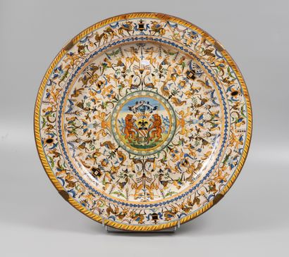 GIEN.

A large decorative dish with grotesques,...