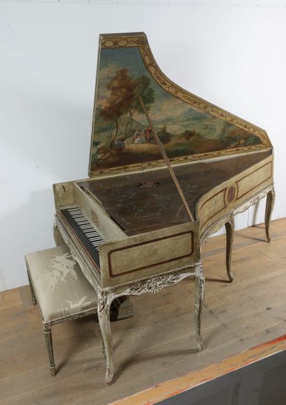 KRIEGELSTEIN

Grand piano in the form of...