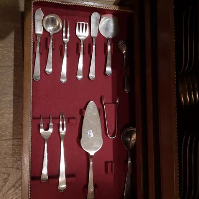 WILHELM PFEIFFER SOLINGEN (W.P. & Co.)

Silvered...