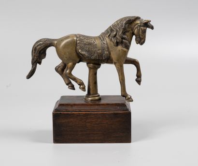 Sculpture of a horse.

Wooden base.

Bronze.

19th...