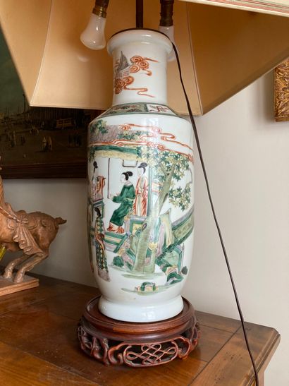 CHINA

Enameled porcelain vase in the green...