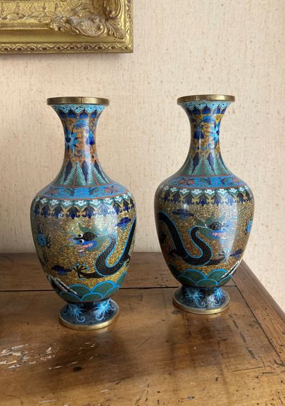 CHINA, 20th century

Two cloisonné enamel...