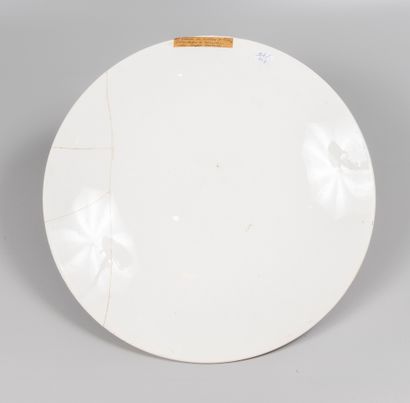 Earthenware dish representing the drunkenness...