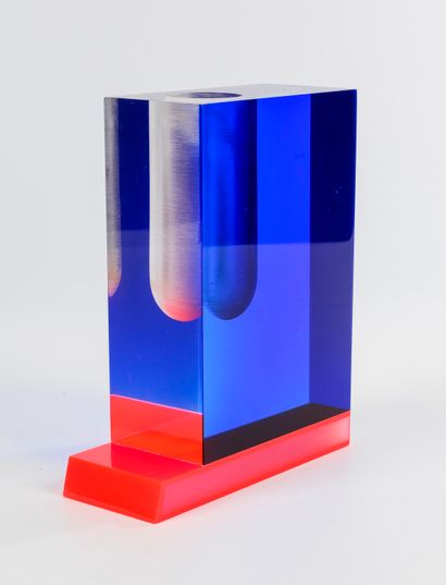 Sergio CALATRONI (né en 1951)
Vase en PMMA...