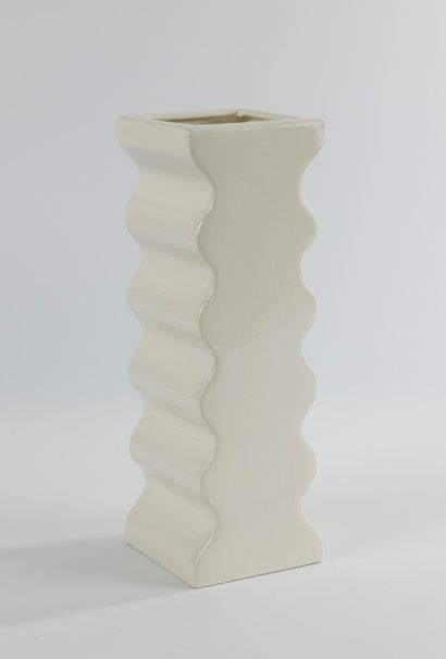 ETTORE SOTTSASS (1917-2007)

Vase 629, modèle...