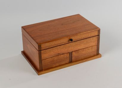 BOTTEGA GHIANDA
Coffret à bijoux en palissandre...