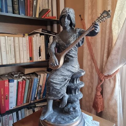 Mandolin player

 Bronze
