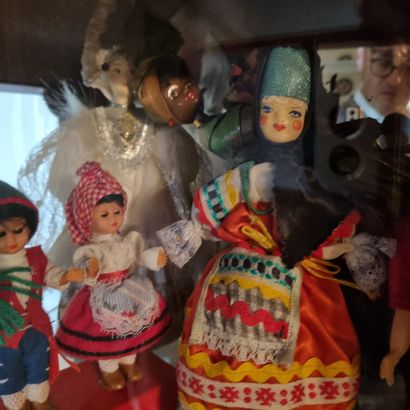Joystick : lot of celluloid dolls