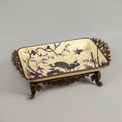 In the Japanese style, circa 1900

Enamelled...