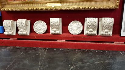 Decorative elements in resin (consoles and...