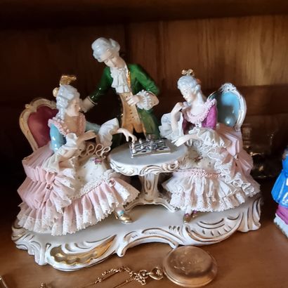 Set of porcelain groups XXth century. 

(In...