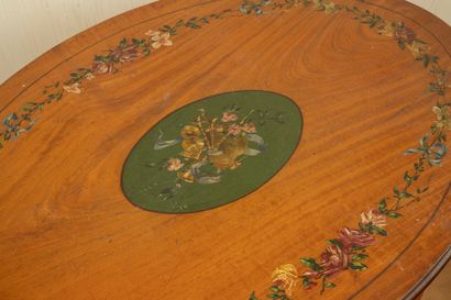 Mahogany veneered coffee table, oval top,...
