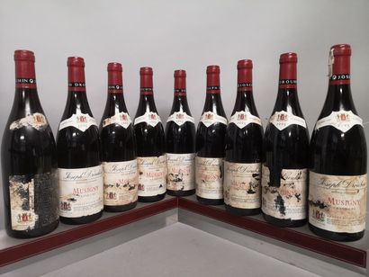 9 bouteilles MUSIGNY Grand cru - Joseph DROUHIN...