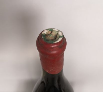 1 bouteille NUITS St. GEORGES 