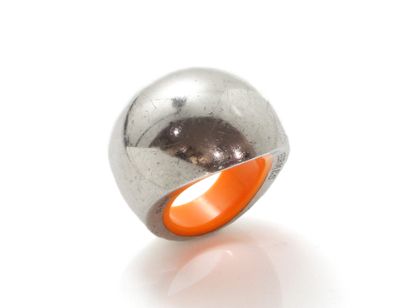 HERMES ''QUARK''
Bague boule en argent 925...