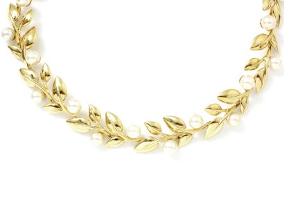 VCA
Collier articulé en or 750 millièmes...