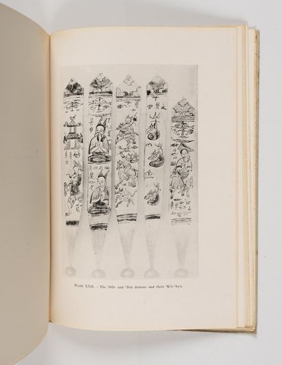 ROCK (J.-F.).
The Na-Khi Naga cult and related...
