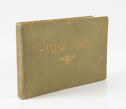 PHOTOGRAPHIES. —
Souvenir d’Orient.
Vers...