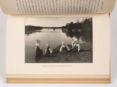 BERNARDINI-SJOESTEDT (Léonie).
Swedish pages,...