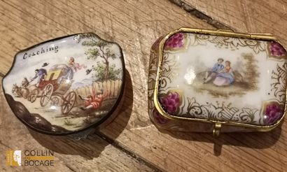 Set of modern porcelain reproduction of the...