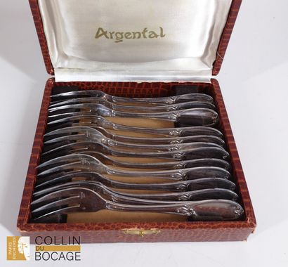 SILVER
Part of a silver-plated menagère