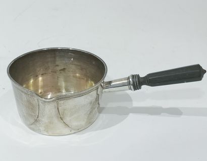 silver saucepan.
Weight: 251.7 g
Wear ma...