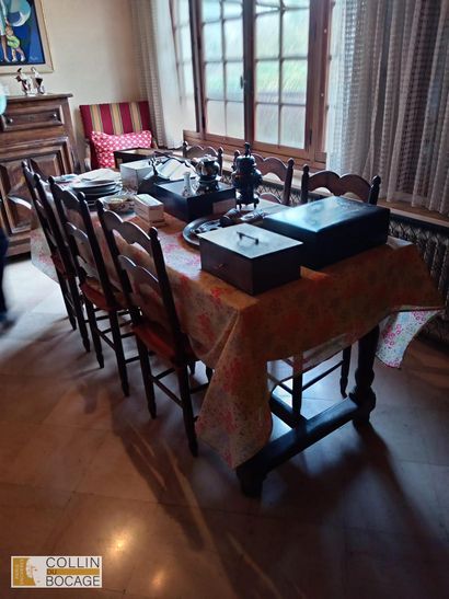 Table de ferme en bois naturel
Sur désignation...