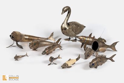 Avec inv 119
Ensemble de neuf poissons à...