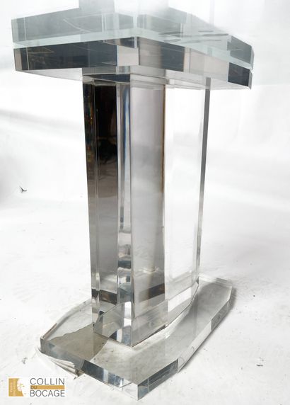 Table basse vers 1980 en verre
