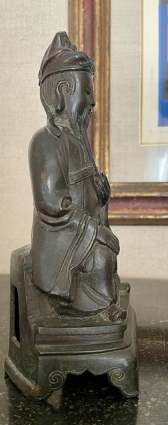CHINA, Qing dynasty, 19th century. Statuette...