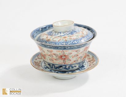 VIETNAM, 19th century. White-blue enameled...