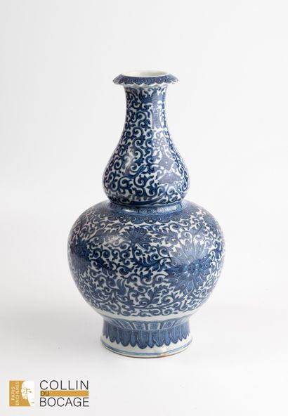 CHINE, XXème siècle. 
Vase double gourde...