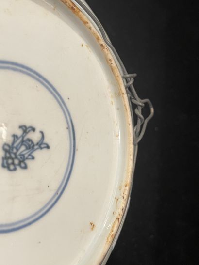 VIETNAM, 18th and 19th century. Two blue-white...