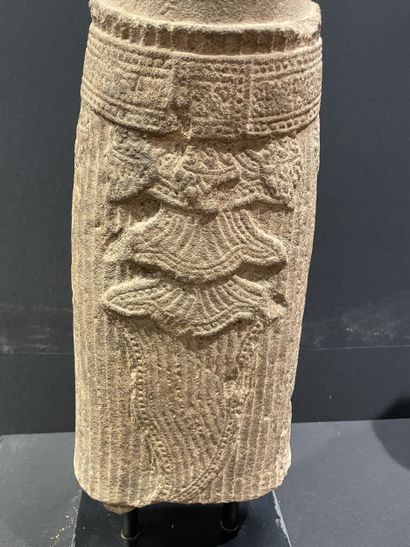 CAMBODIA, 13th century Khmer art and restorations....