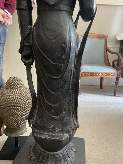 CHINA, early 20th century. Large sculpture...