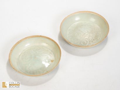 CHINA, Song period (960-1279)
Two bowls decorated...