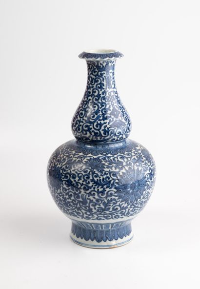 CHINE, XXème siècle. 
Vase double gourde...