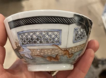 CHINE, XXème siècle. Joli petit bol dans...