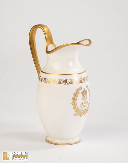 Pot à lait du service des Princes du roi...
