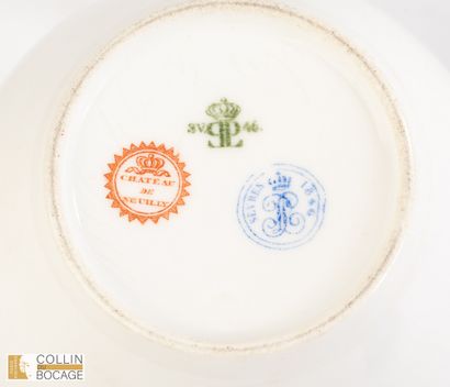 Pot à crème du service des Officiers du roi...