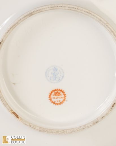 Sous-tasse du service des Officiers du roi...