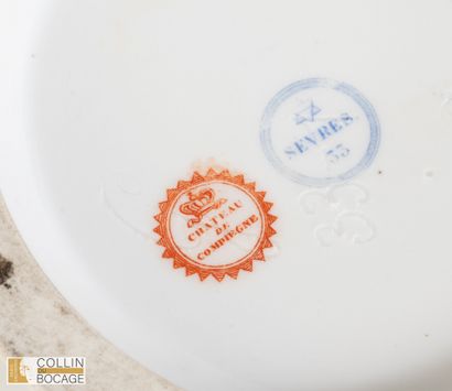 Soupière du service des Officiers du roi...
