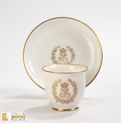 Tasse et sa sous-tasse du service des Bals...