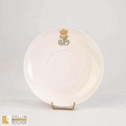Sous-tasse du service des Officiers du roi...