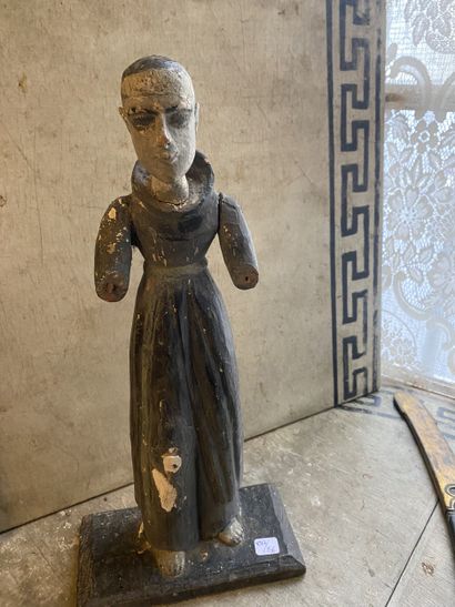 Moine, sculpture en bois polychrome
